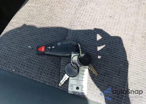 2016 Ram 1500 Slt из США, поврежденный, VIN 1C6RR7LT5GS280208